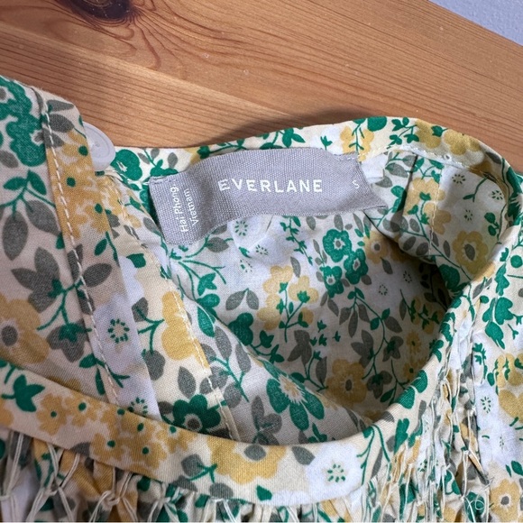 Everlane | Yellow Floral Print Boxy Blouse | 100% Cotton Short Sleeve Top - Picture 7 of 7